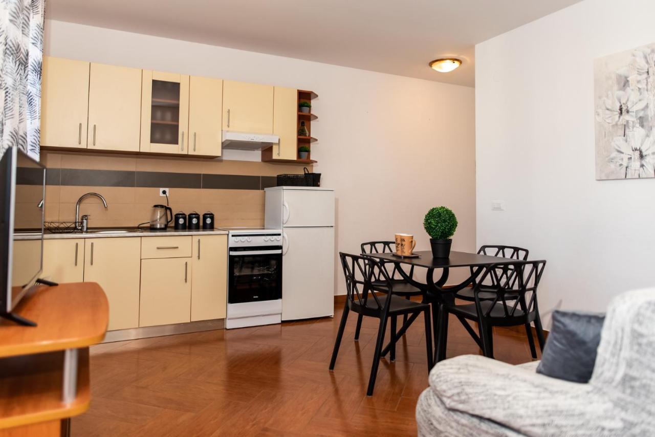 Apartments Sutalo 2 察夫塔特 外观 照片
